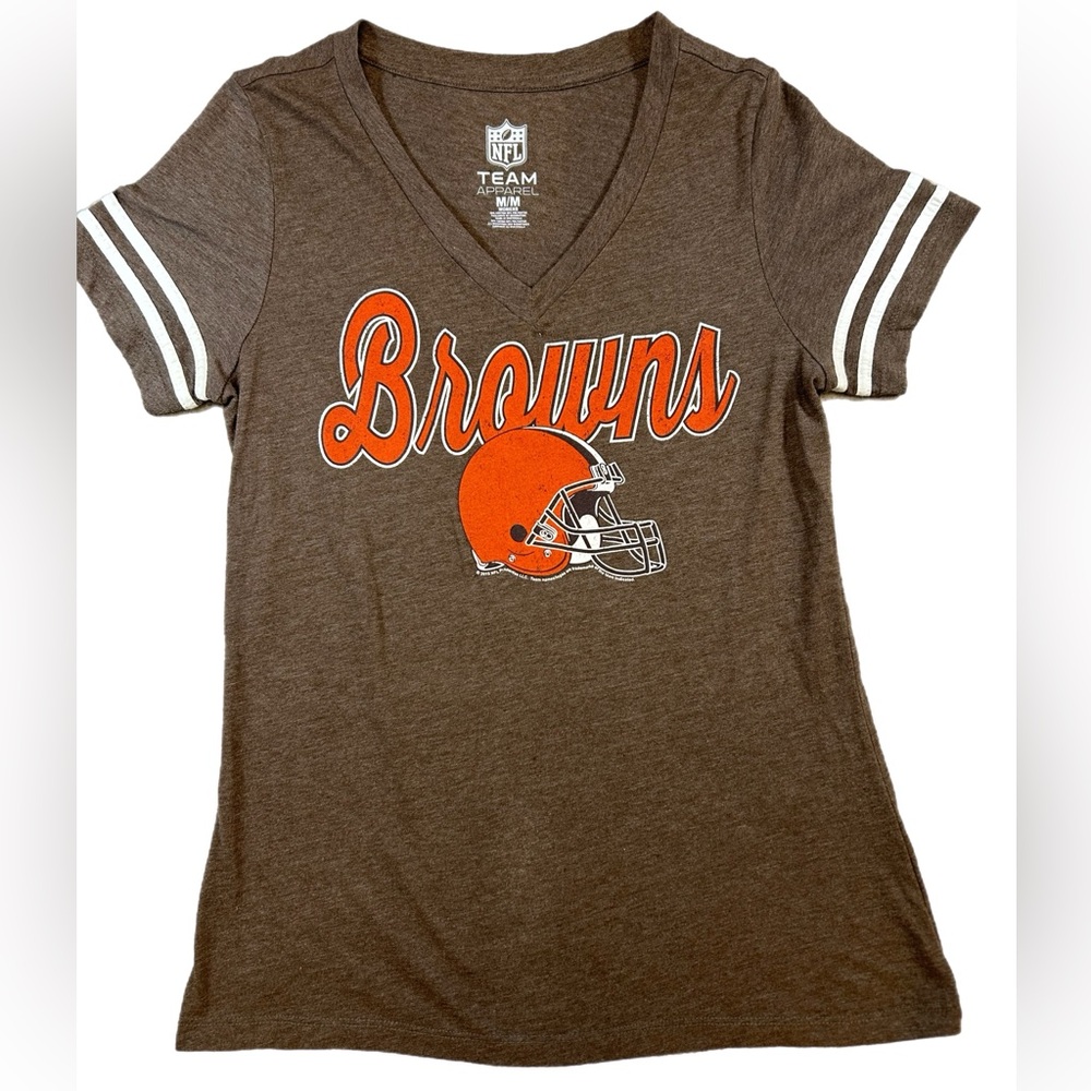 NFL Cleveland Browns V-Neck T-Shirt with Orange Helmet Graphic-Women’s Medium